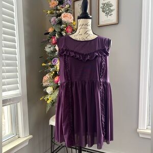 Torrid size 3 women’s sleeveless blouse